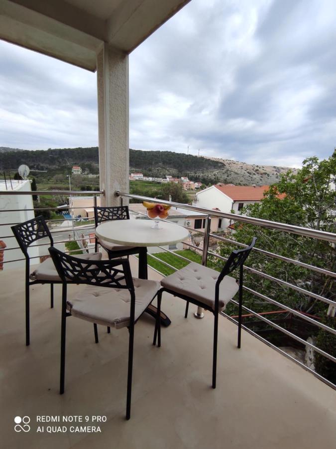 Apartmani Lidija Лопар Екстериор снимка