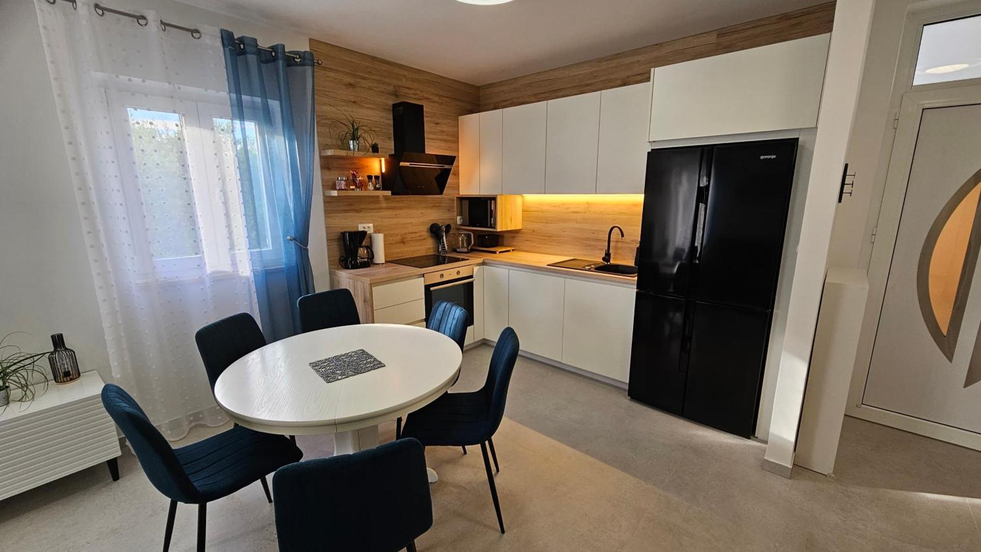 Apartmani Lidija Лопар Екстериор снимка