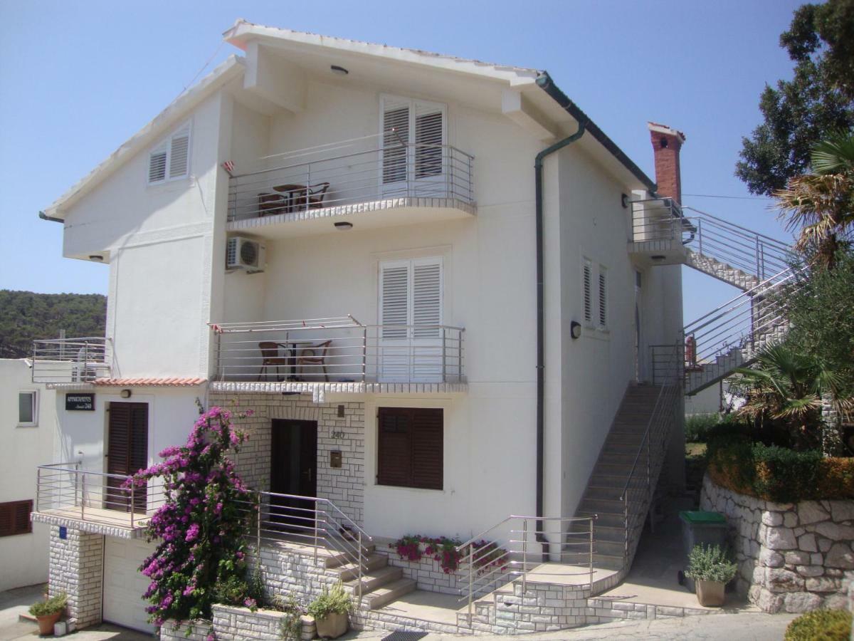 Apartmani Lidija Лопар Екстериор снимка