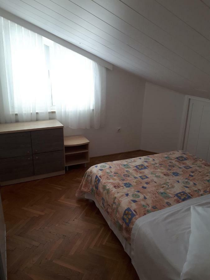 Apartmani Lidija Лопар Екстериор снимка