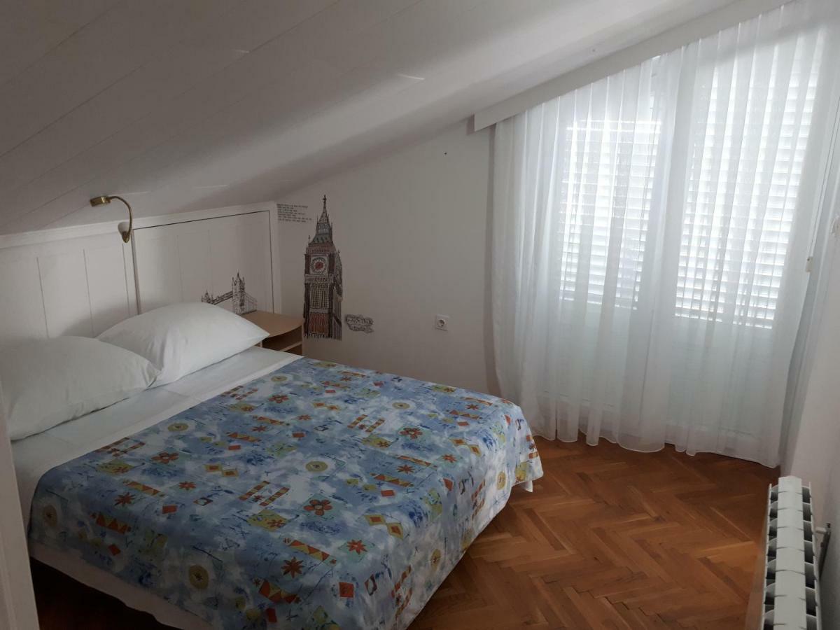 Apartmani Lidija Лопар Екстериор снимка